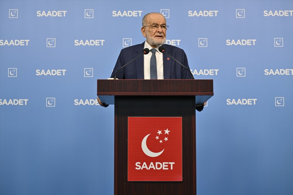 Karamollaoğlu: Ülkemizi her türlüsünden kurtarmamız gerekiyor
