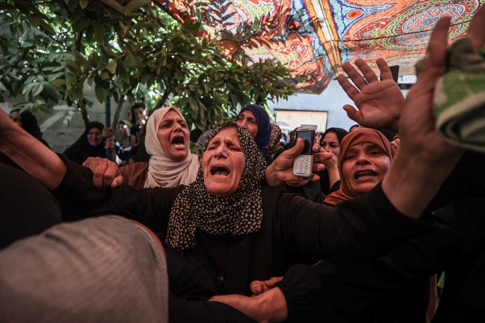 Gazze'deki patlamada ölen 5 Filistinli torağa verildi