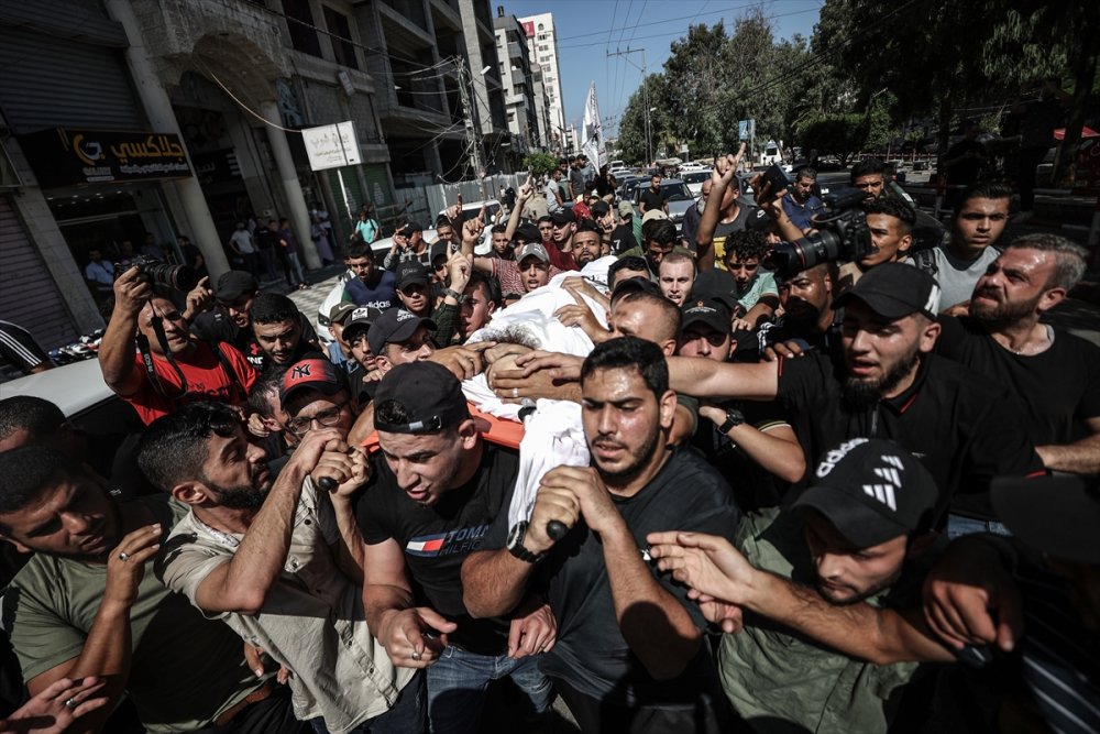 Gazze'deki patlamada ölen 5 Filistinli torağa verildi