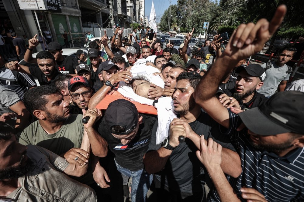 Gazze'deki patlamada ölen 5 Filistinli torağa verildi
