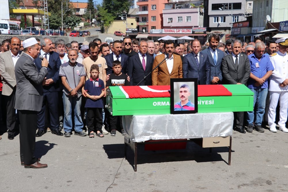 Maden ocağında hayatını kaybeden işçi, son yolculuğuna uğurlandı