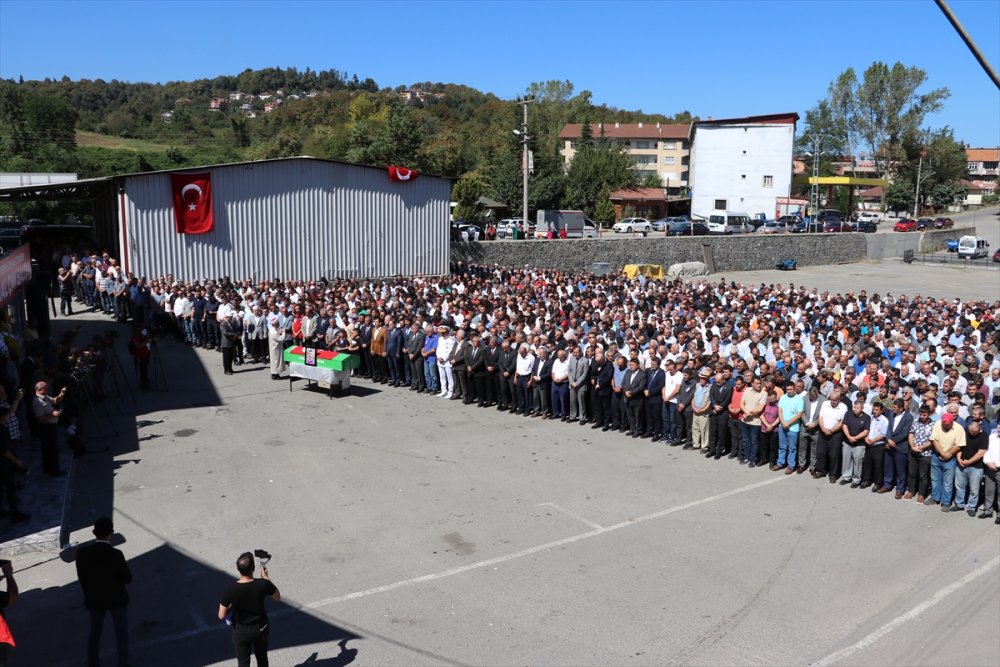 Maden ocağında hayatını kaybeden işçi, son yolculuğuna uğurlandı
