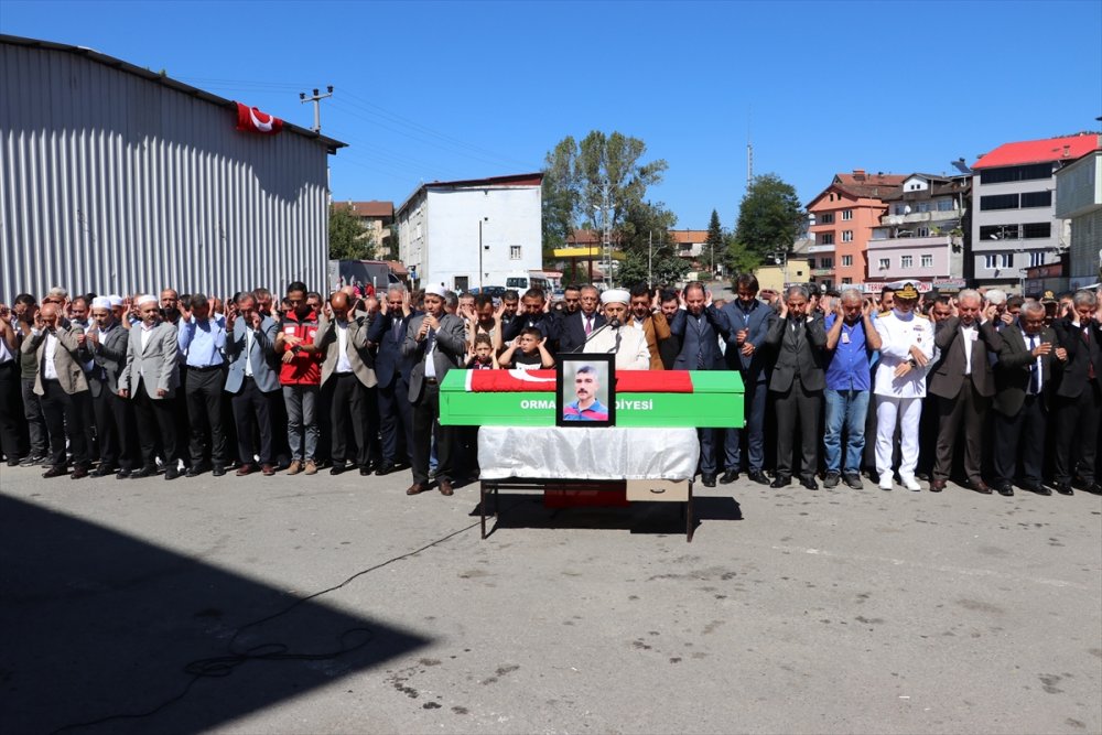 Maden ocağında hayatını kaybeden işçi, son yolculuğuna uğurlandı