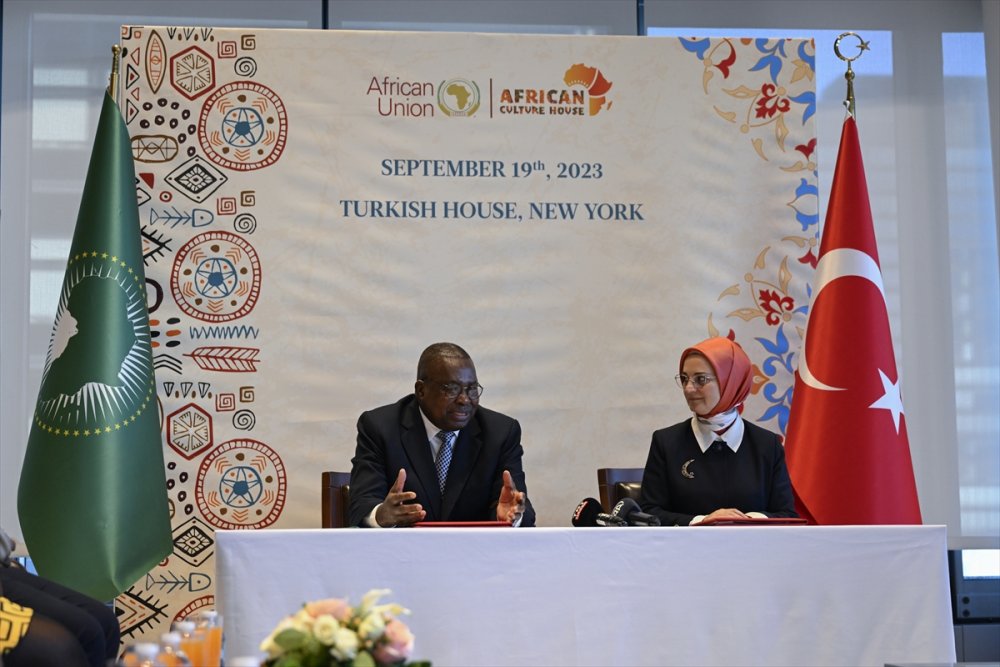 New York'ta, Afrika Kültür Evi Derneği ile Afrika Birliği arasında mutabakat zaptı imzalandı