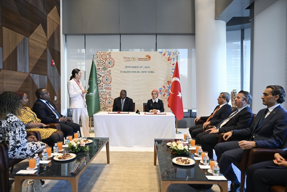 New York'ta, Afrika Kültür Evi Derneği ile Afrika Birliği arasında mutabakat zaptı imzalandı