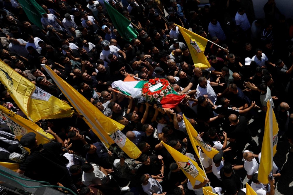 10 Temmuz'da Katledilen Filistinli toprağa verildi