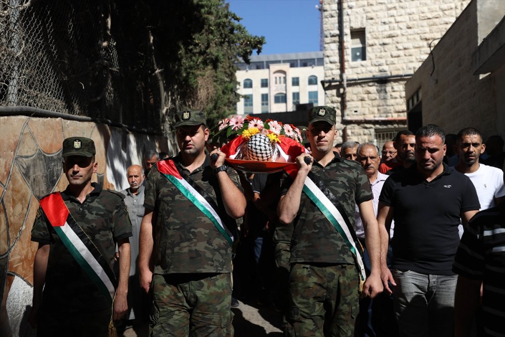 10 Temmuz'da Katledilen Filistinli toprağa verildi