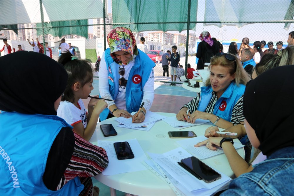 Konteyner kentte kalan çocuklar için etkinlik düzenlendi