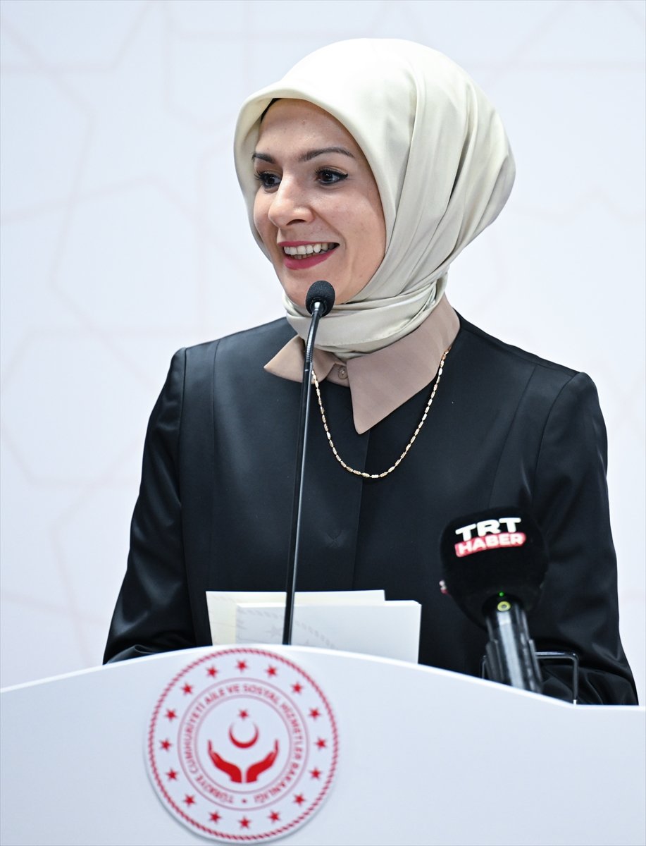 Bakan Göktaş, devlet korumasındaki gençlerin kamu kurumlarına yerleştirilmesi töreninde konuştu: