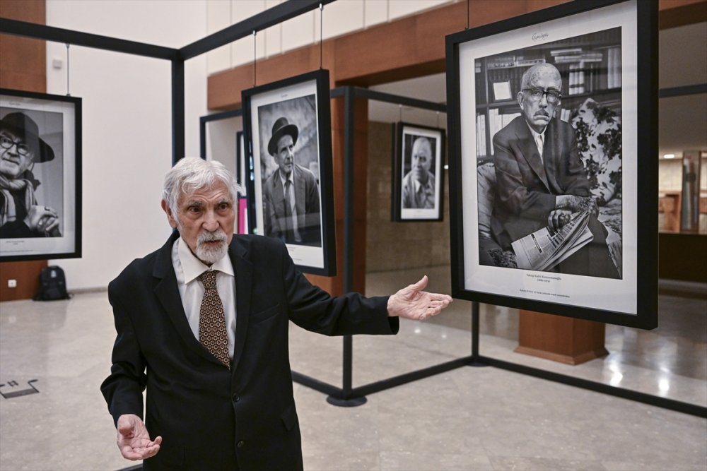 Ozan Sağdıç'ın Ankara temalı fotoğraf sergisi açıldı