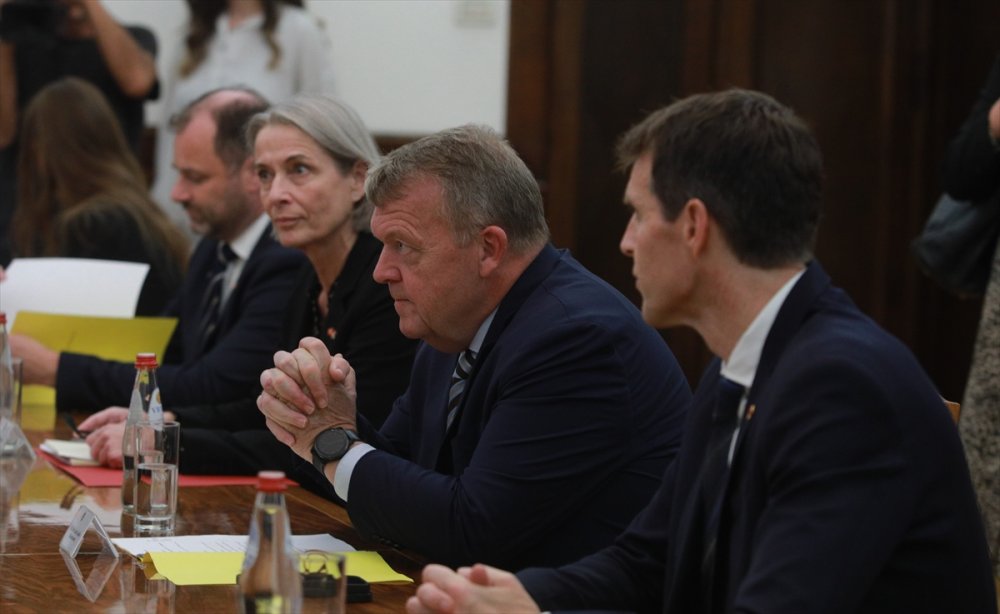 Sırbistan, Kosova AB aracılığı ile iletişim kuracağını belirtti