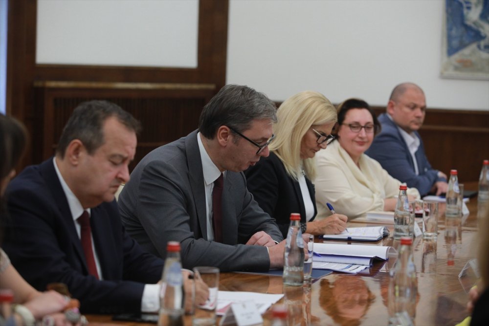 Sırbistan, Kosova AB aracılığı ile iletişim kuracağını belirtti