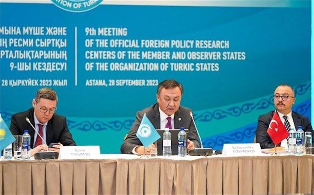 Türk dünyası resmi düşünce kuruluşları Astana'da toplandı