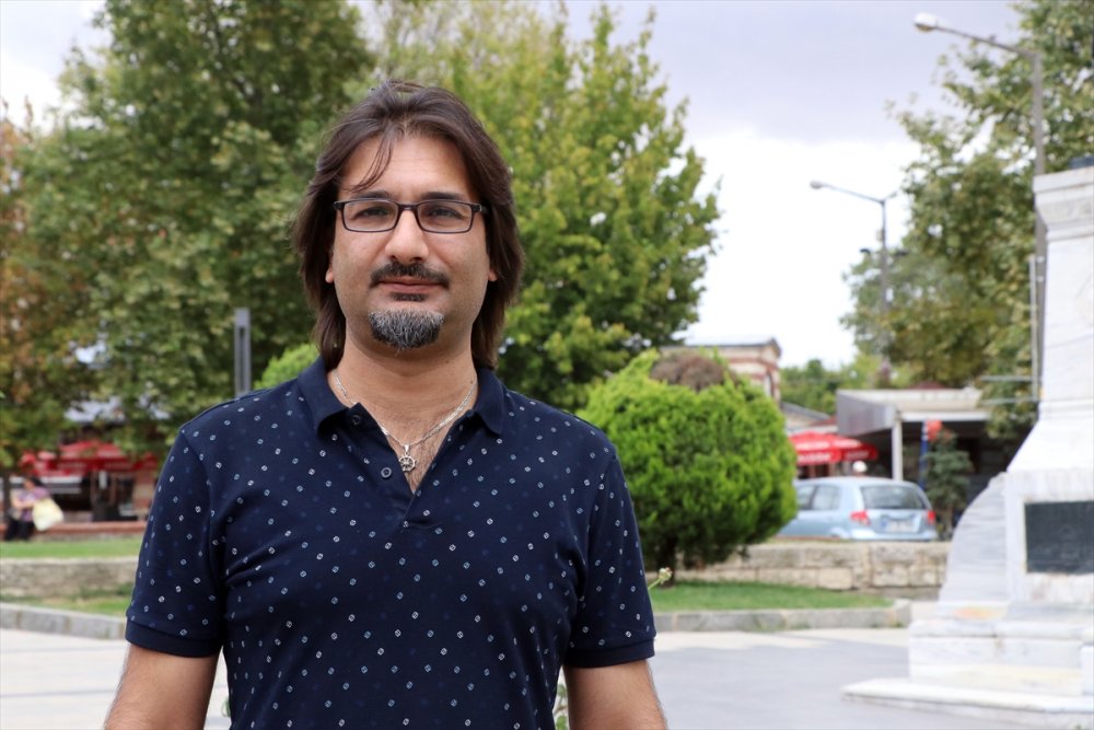 Kalbinde "hayat sigortam" dediği pille yaşıyor