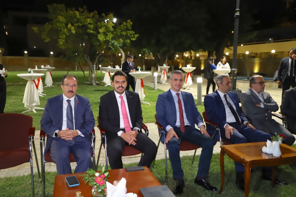 Bakü Büyükelçiliğinde Türkiye mezunları dernek temsilcileri toplandı