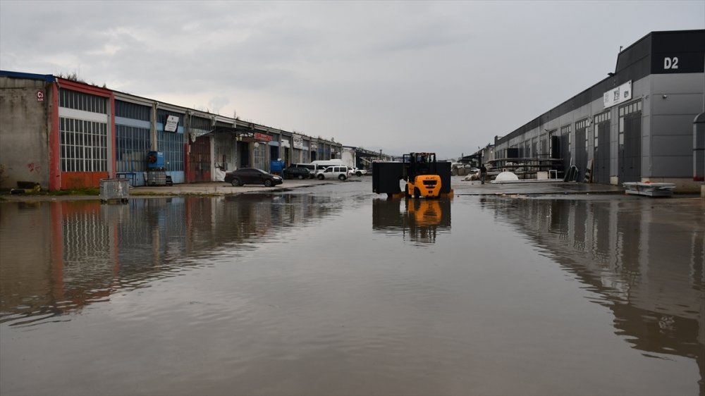Sakarya, Bolu ve Düzce'de sağanak yağış