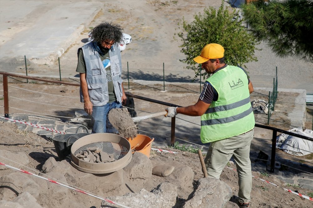 Amida Höyük'te Artuklu Sarayı'nın surlarının temeli ortaya çıkarılacak