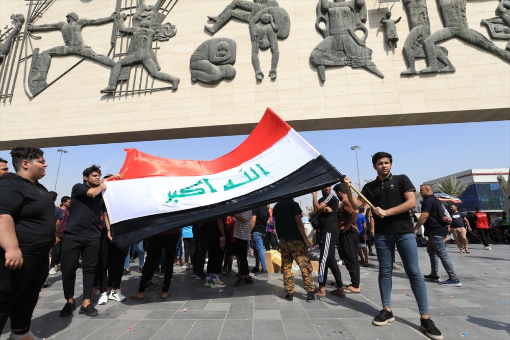 Bağdat'ta, 4 yıl önceki gösterilerde hayatını kaybedenler anıldı