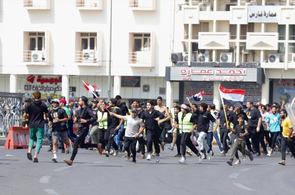 Bağdat'ta, 4 yıl önceki gösterilerde hayatını kaybedenler anıldı