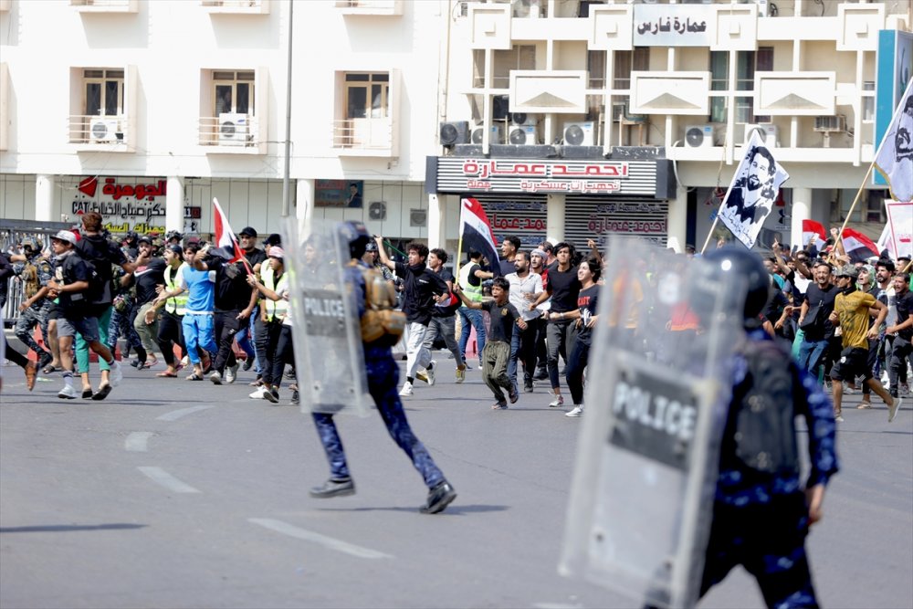 Bağdat'ta, 4 yıl önceki gösterilerde hayatını kaybedenler anıldı