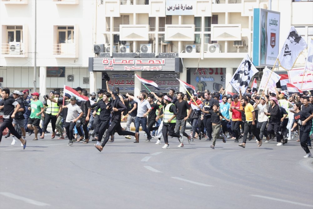 Bağdat'ta, 4 yıl önceki gösterilerde hayatını kaybedenler anıldı