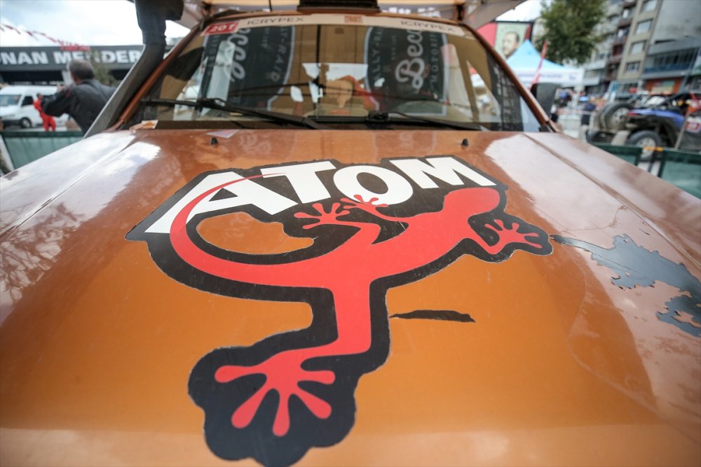 "Kertenkele" başarılarıyla adından söz ettiriyor