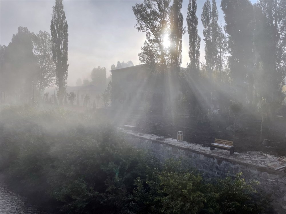 Ardahan'da sis ve buzlanma oldu