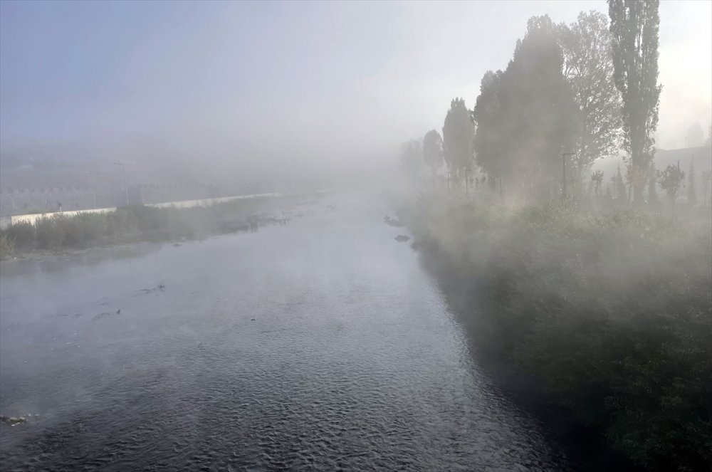 Ardahan'da sis ve buzlanma oldu