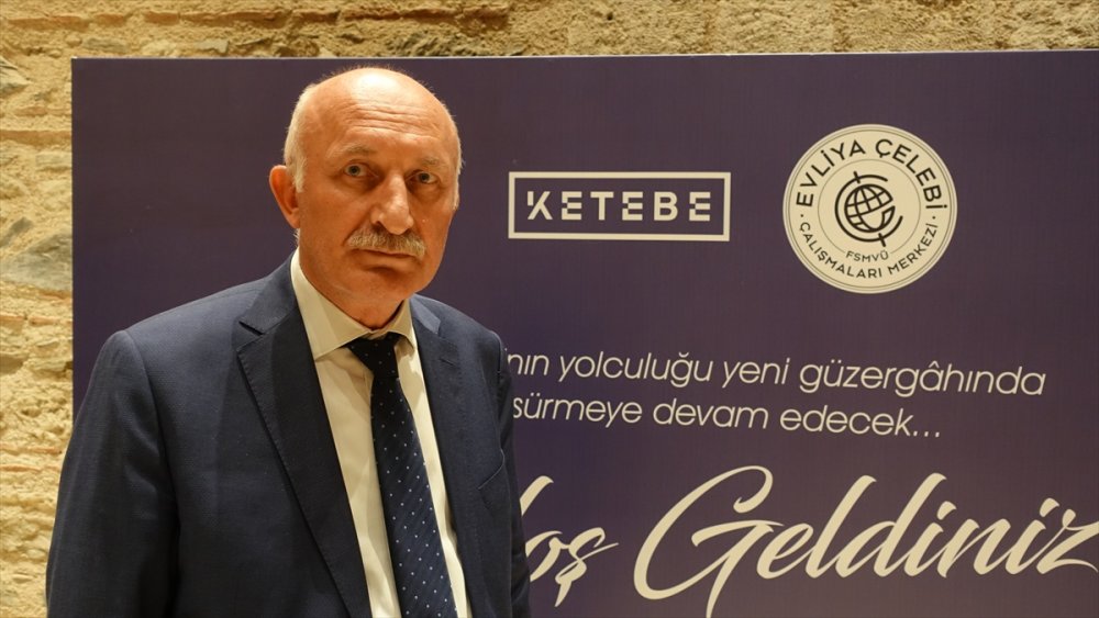 "Evliya Çelebi Seyahatnamesi" yeniden neşredilecek