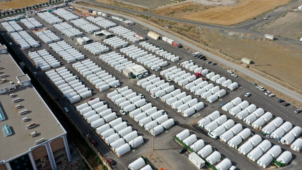 Konteyner kentlerde kış hazırlıkları devam ediyor