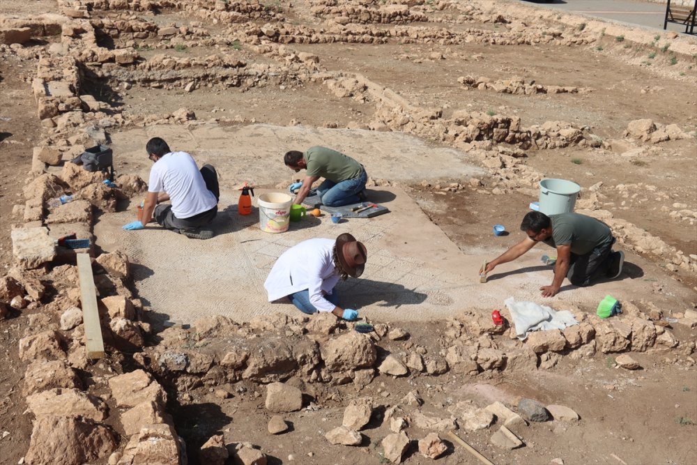 Perre Antik Kenti'ndeki 1800 yıllık mozaikler koruma altına alındı