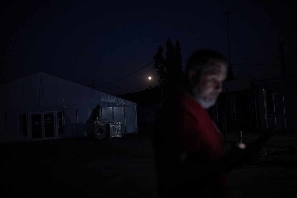 Saldırıya uğrayan siviller tahliye ediliyor