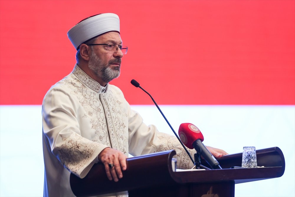 Diyanet İşleri Başkanı Erbaş, "Etkili Hutbe Sunumu Rehber Öğretici Semineri"nin açılışında konuştu:
