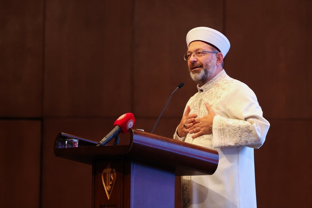 Diyanet İşleri Başkanı Erbaş, "Etkili Hutbe Sunumu Rehber Öğretici Semineri"nin açılışında konuştu: