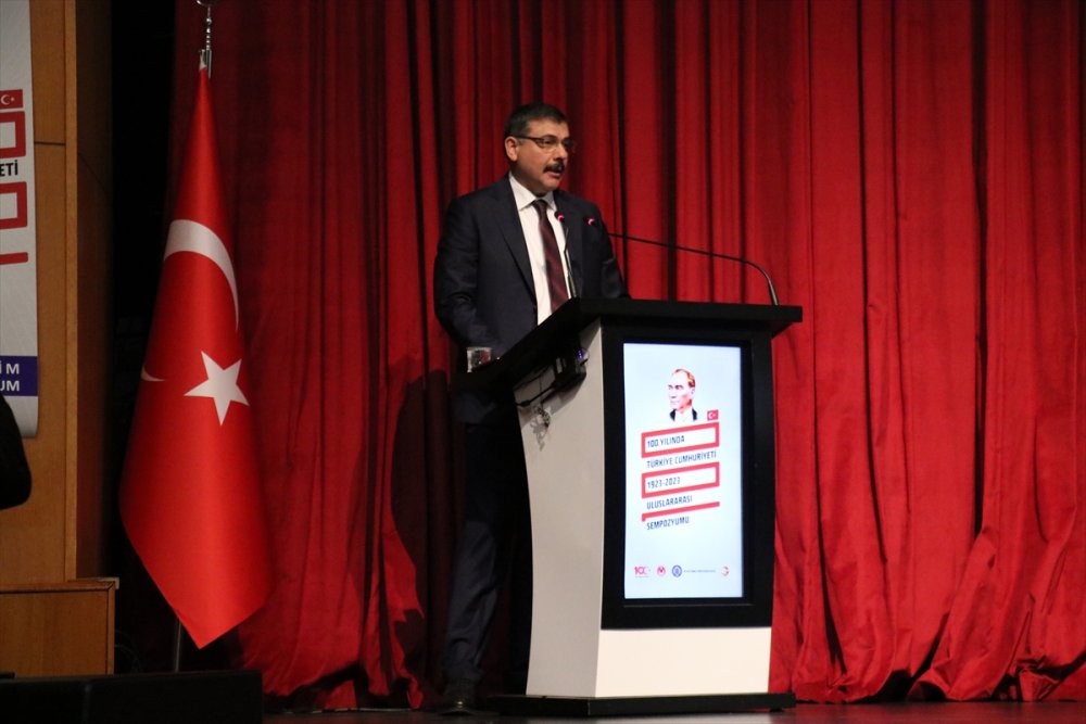 "100. Yılında Türkiye Cumhuriyeti 1923-2023 Uluslararası Sempozyumu" düzenlendi