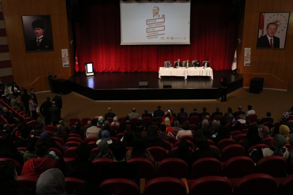 "100. Yılında Türkiye Cumhuriyeti 1923-2023 Uluslararası Sempozyumu" düzenlendi