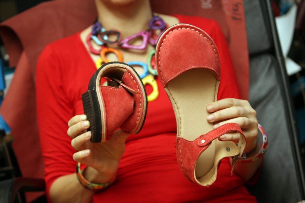 Geç iyileşen yaralardan korumak için "vurmayan ayakkabı" üretiliyor