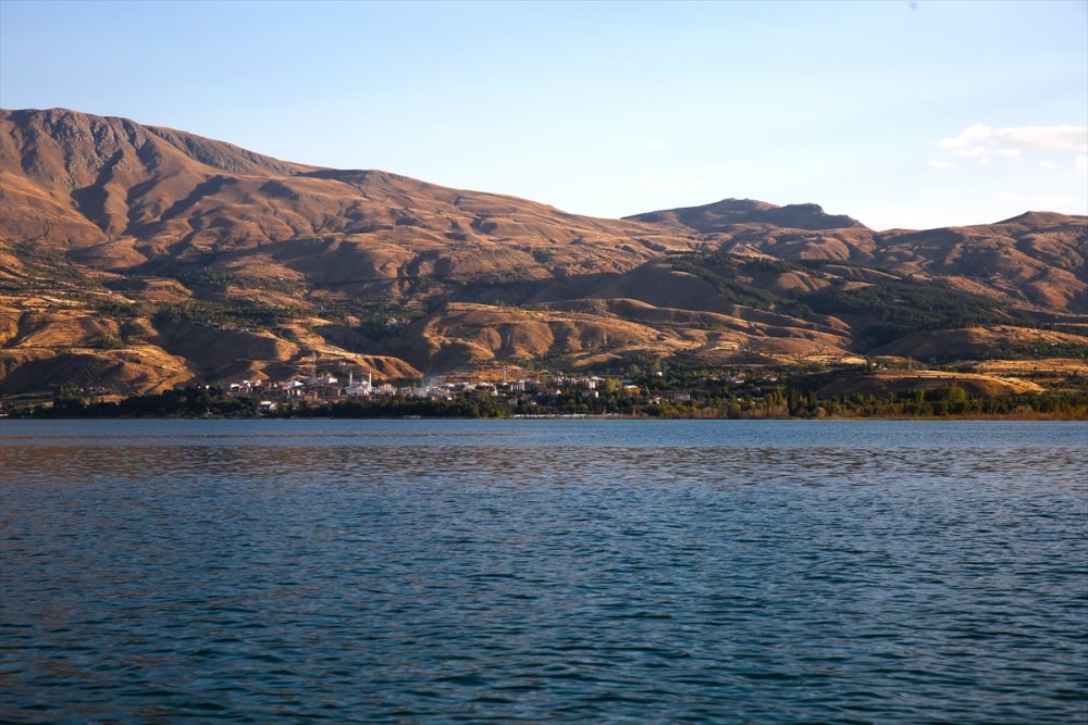 Göllerde su seviyesindeki ani artış "depremin habercisi" olabilir