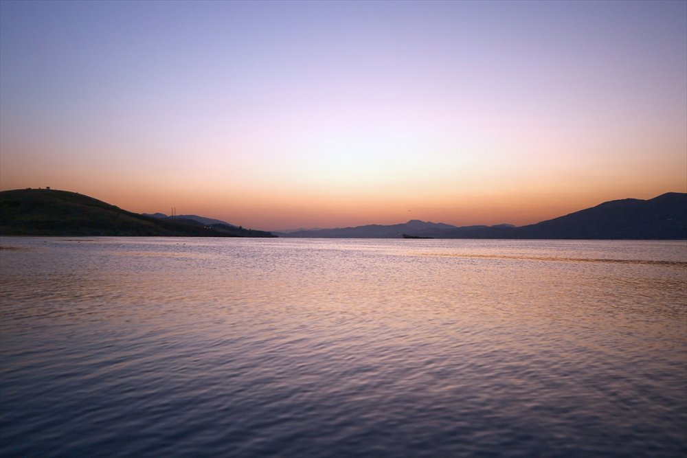 Göllerde su seviyesindeki ani artış "depremin habercisi" olabilir