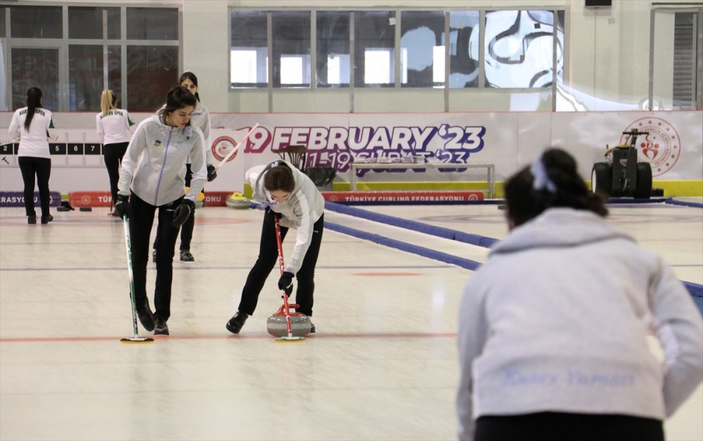 Türkiye Curling Federasyonu Başkanı: Curling'de salon sayısının artması gerekiyor