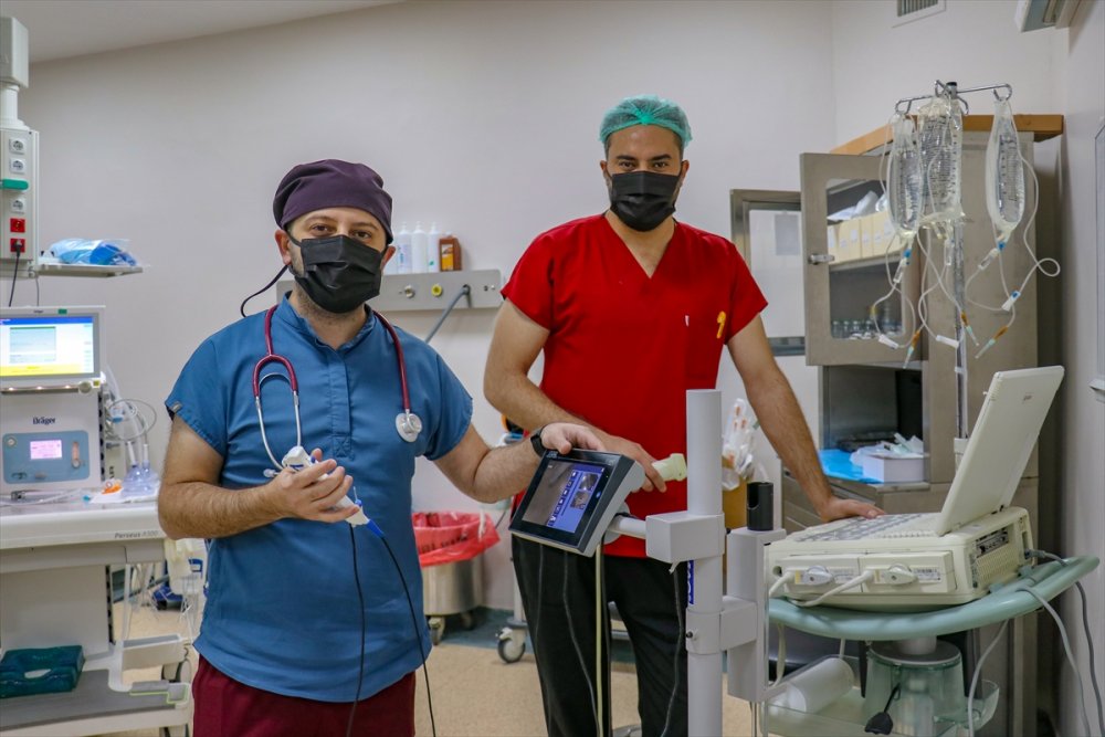 Anestezi uzmanları ameliyatlarda cerrahi ekibin en büyük yardımcısı oluyor