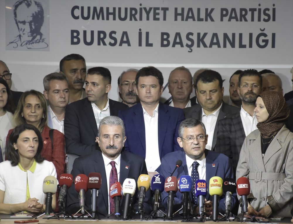 CHP Genel Başkan adayı Özgür Özel: Cumhuriyetin 100'üncü yılında seçim yenilgisiyle elbette yüzleşeceğiz.