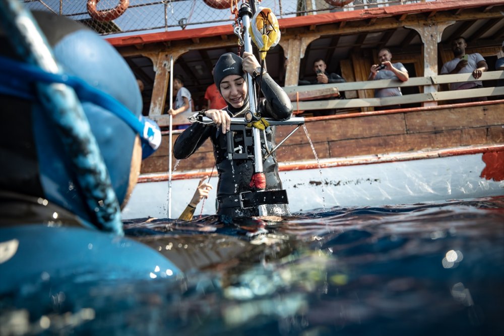 Milli sporcu Şahika Ercümen, nefesini 105 metre dünya rekorunu kırmak için tutacak