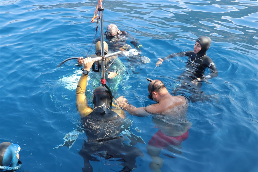 Milli sporcu Şahika Ercümen, nefesini 105 metre dünya rekorunu kırmak için tutacak