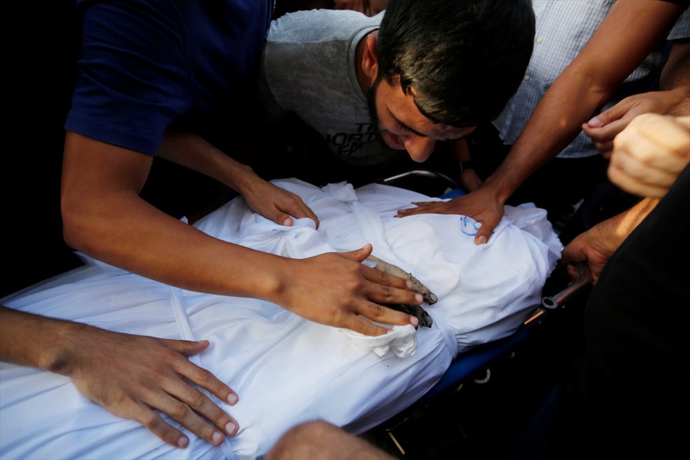 Kassam Tugayları, İsrail'in Gazze saldırılarında bir komutanının öldüğünü duyurdu