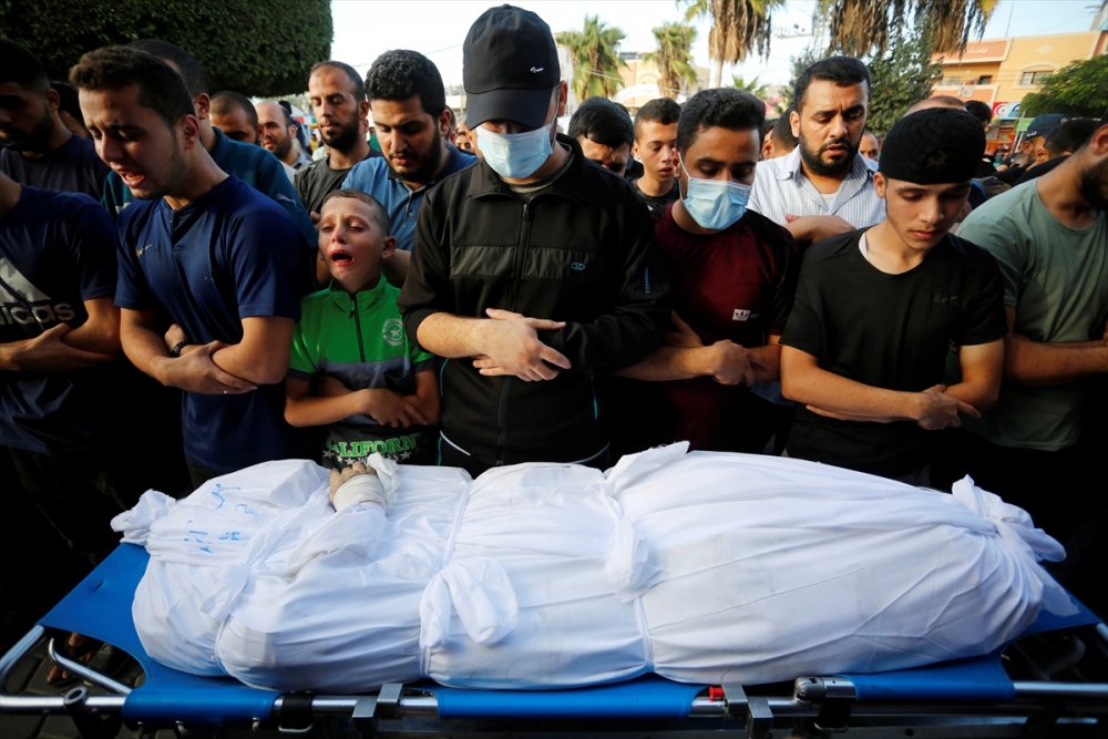 Kassam Tugayları, İsrail'in Gazze saldırılarında bir komutanının öldüğünü duyurdu