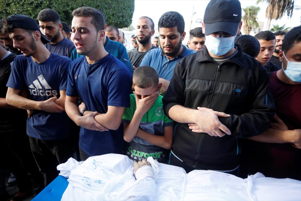 Kassam Tugayları, İsrail'in Gazze saldırılarında bir komutanının öldüğünü duyurdu