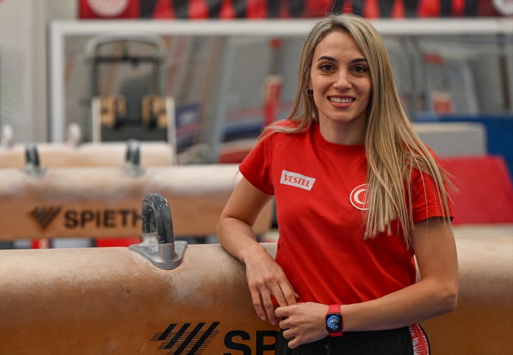 Türk cimnastiğinin kadınlardaki öncülerinden Göksu Üçtaş Şanlı