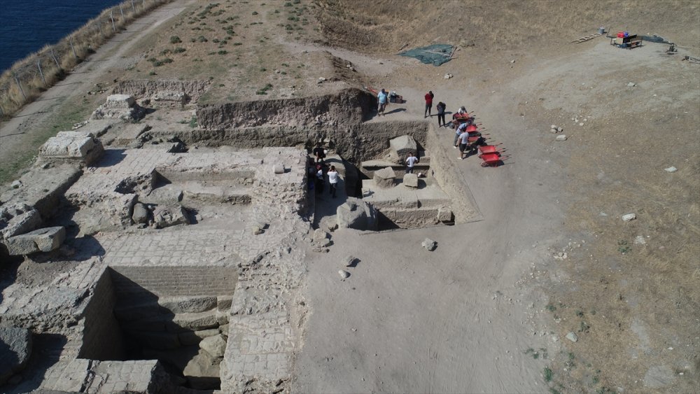 Arkeologlar Trakya'daki medeniyetlerin izlerini kazılarla sürüyor