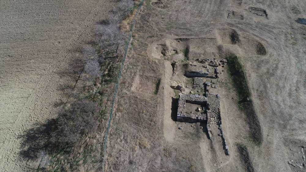 Arkeologlar Trakya'daki medeniyetlerin izlerini kazılarla sürüyor